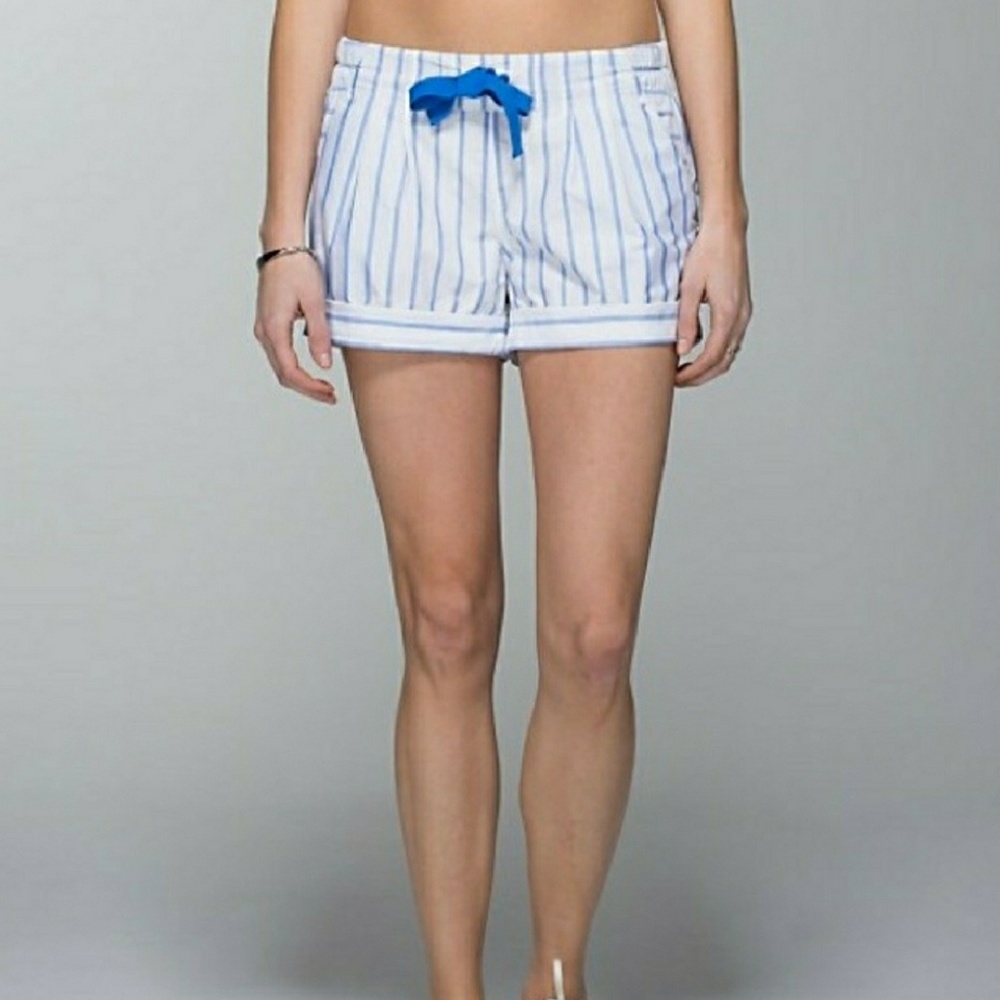 LULULEMON striped shorts
